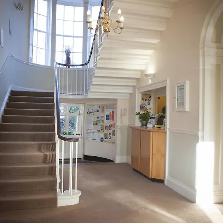 Brathay Hall - Brathay Trust آمبيلسايد