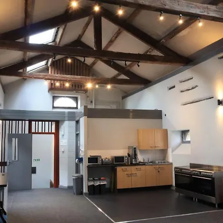 Brathay Hall - Brathay Trust 3* آمبيلسايد