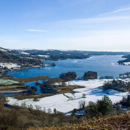 Πανσιόν Brathay Hall - Brathay Trust 3*