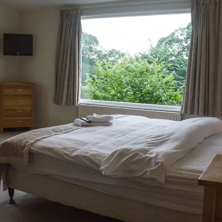 Brathay Hall - Brathay Trust بيت ضيافة 3*