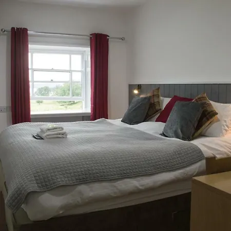 Brathay Hall - Brathay Trust آمبيلسايد